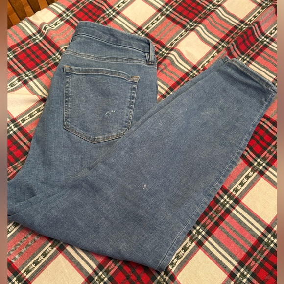 Good American Always Fits Jeans - Picture 2 of 5